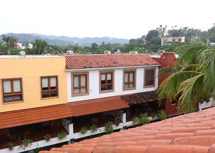 Casa Loteria: Colorful Family Retreat with Pool in Pueblito Sayulita Hotel