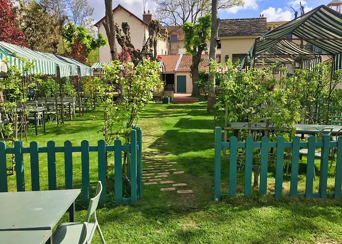 Bed and Breakfast Le Fruit Defendu à Rueil-Malmaison