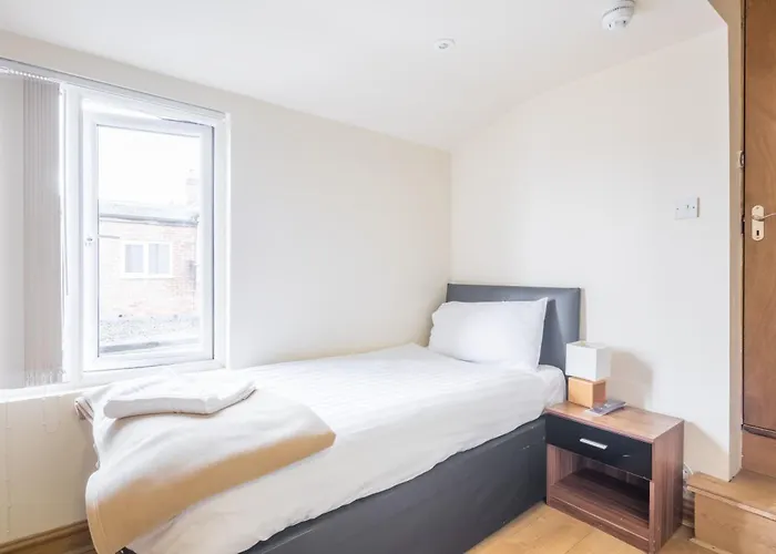 Rasa Sayang House - Self-Check-In Guesthouse Oxford
