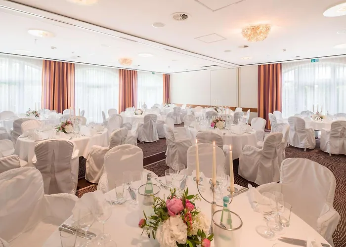 Best Western Premier Castanea Resort Hotel Adendorf