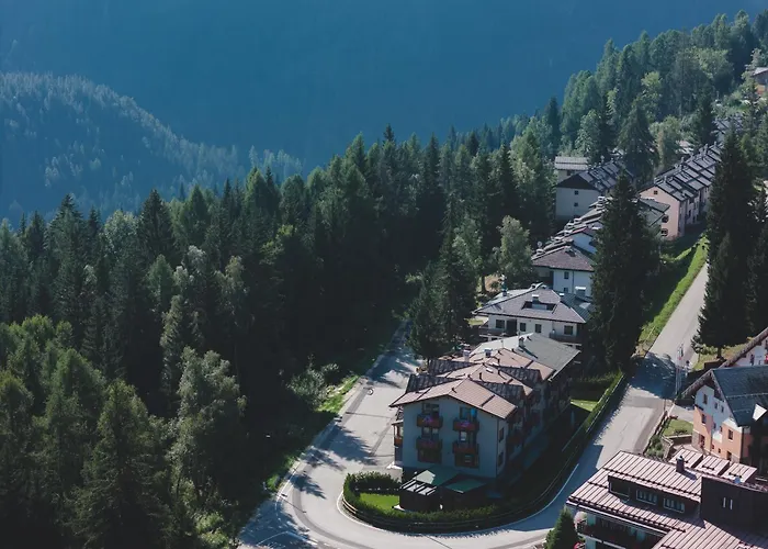Hotel Fantelli Folgarida