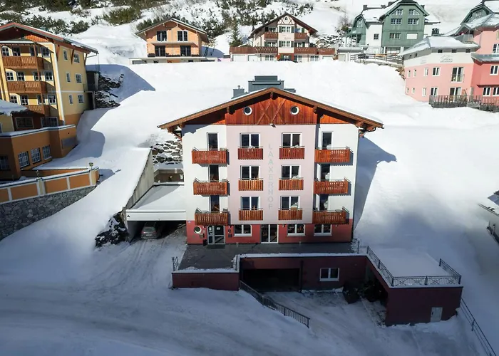 Hotel Laaxerhof