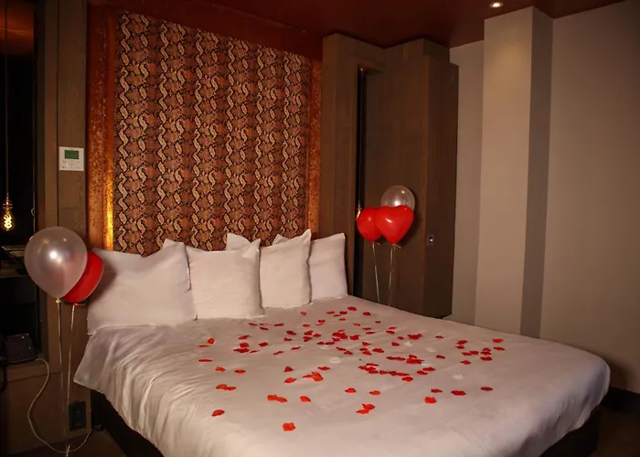 Manzo'S Suites Zaandam