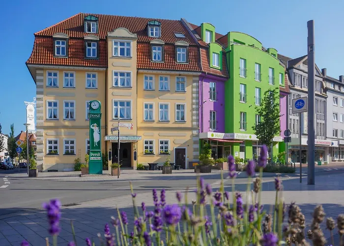 An der Persiluhr Stadt-gut-Hotel