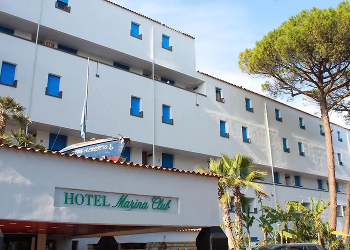 Marina Club Hotel Baia Domizia