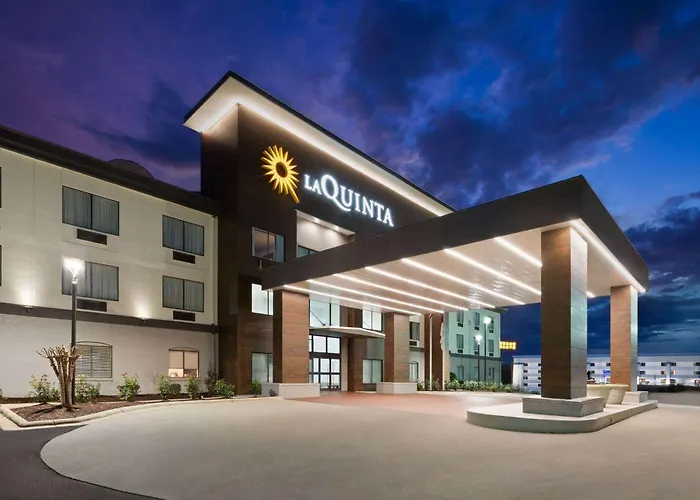 La Quinta Inn & Suites By Wyndham Meridian