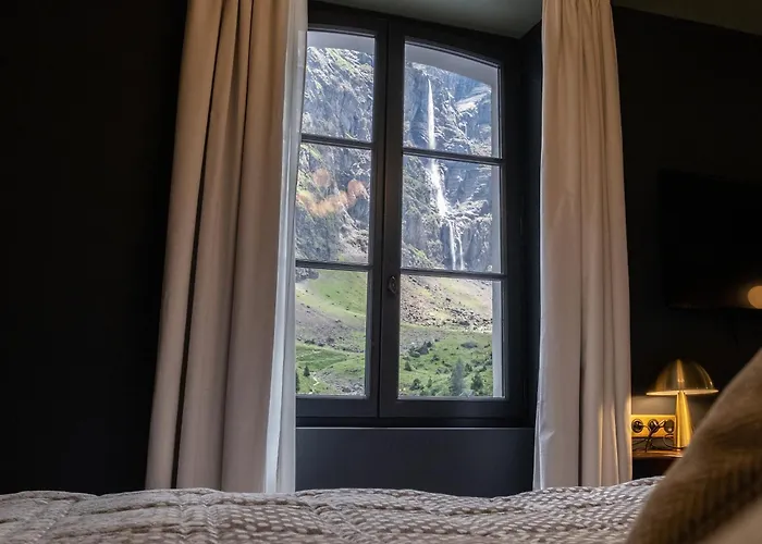 Hôtel du cirque et de la cascade