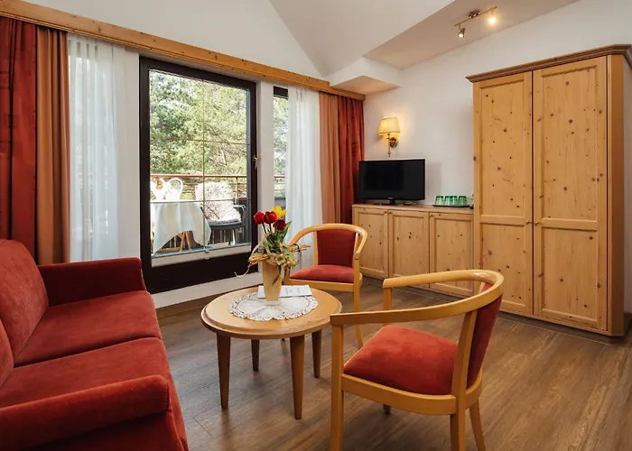 Hotel Garni Alpenruh-Micheluzzi Serfaus
