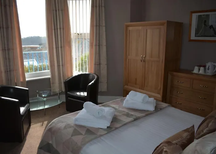 Hotels in Falmouth