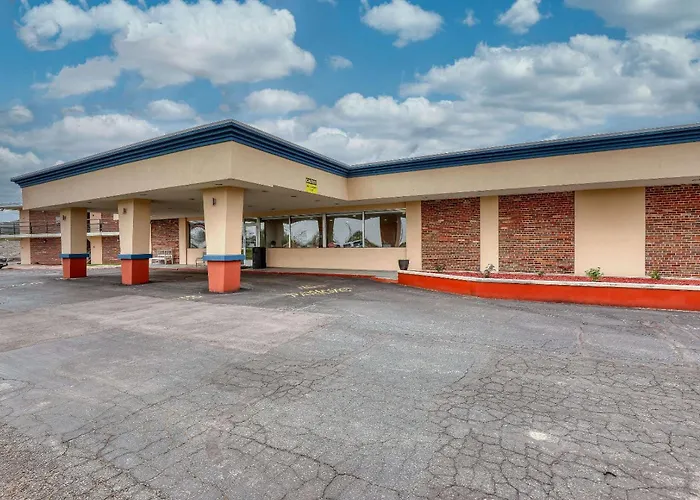 Econo Lodge Neenah