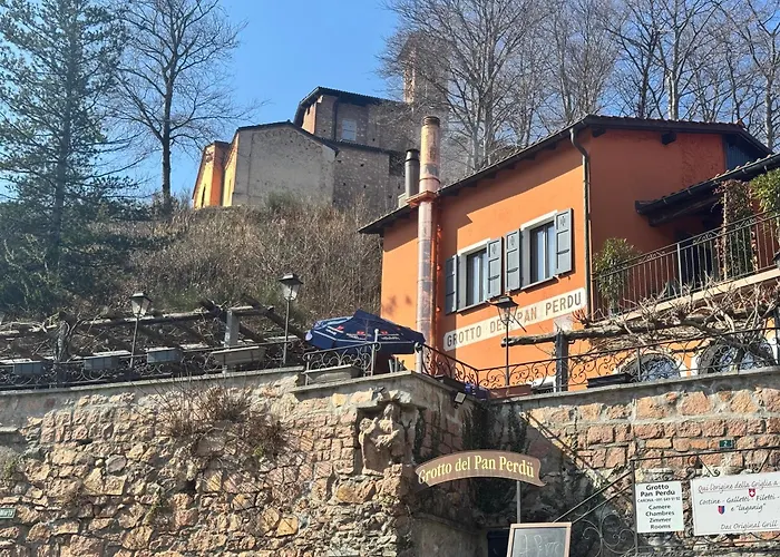 Grotto Del Pan Perdue
