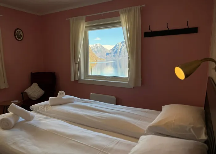 Flam Hotels