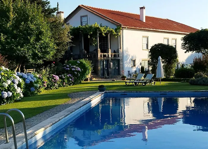 Casa De Santa Ana Da Beira Acomodação com café da manhã Seia