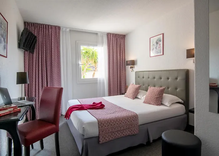 Hotel du Forum Carpentras