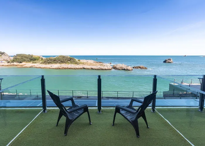 Hotel Astuy Isla Plana