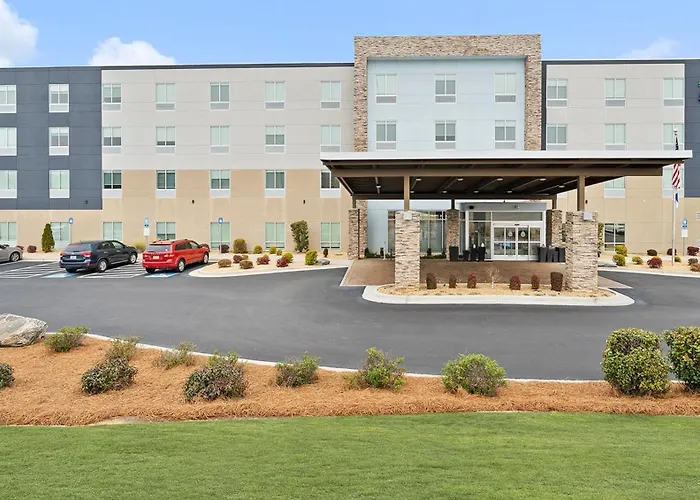 Holiday Inn Express & Suites Macon North By Ihg