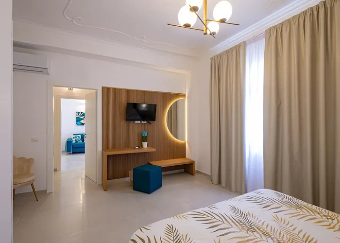 Adamas Apartment , Rooms And Suite