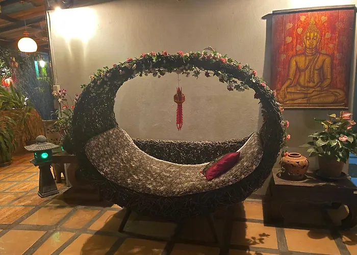 Thapae Gate Lodge