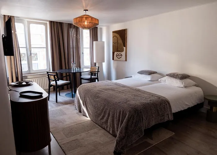 Le Virage bistro en hotel Maastricht