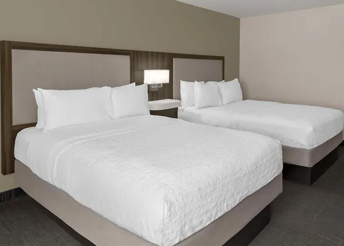 Hampton Inn Olathe