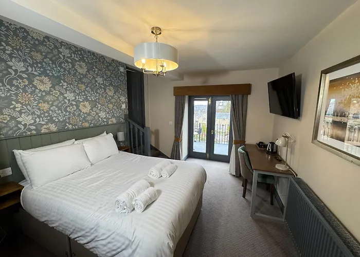 Hotel The Cross Scythes Sheffield