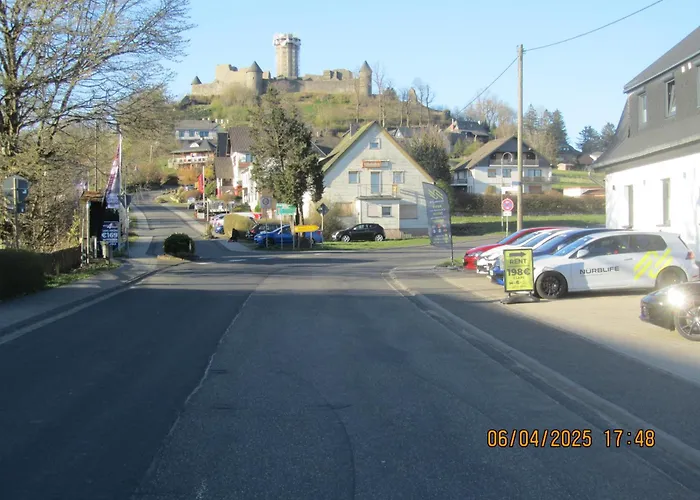 gut-Hotel zur Burg Nürburg ring