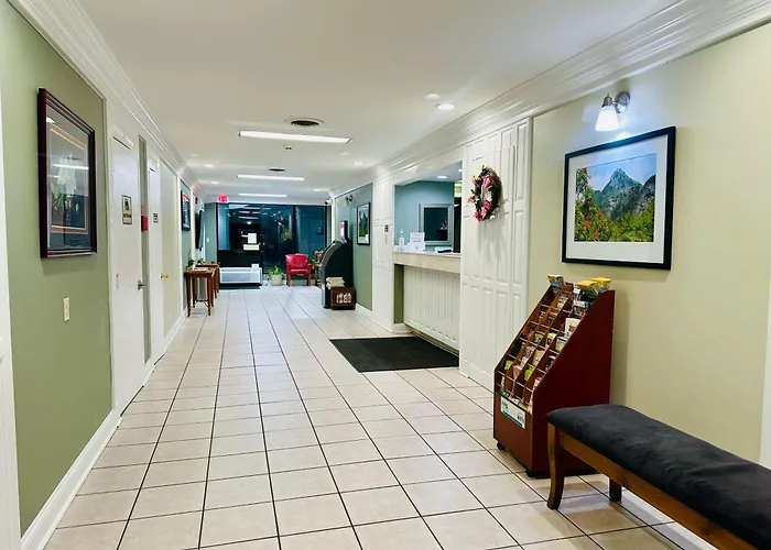 Astoria Hotel North