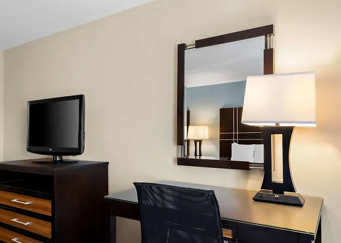 Best Western Newport Inn