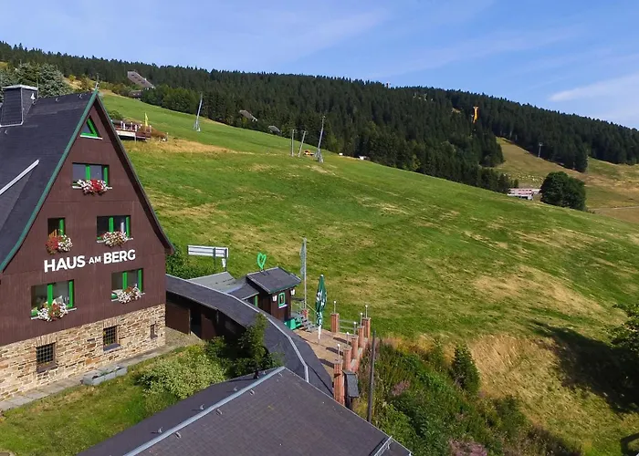 Haus am Berg - Pension direkt am Skihang Oberwiesenthal