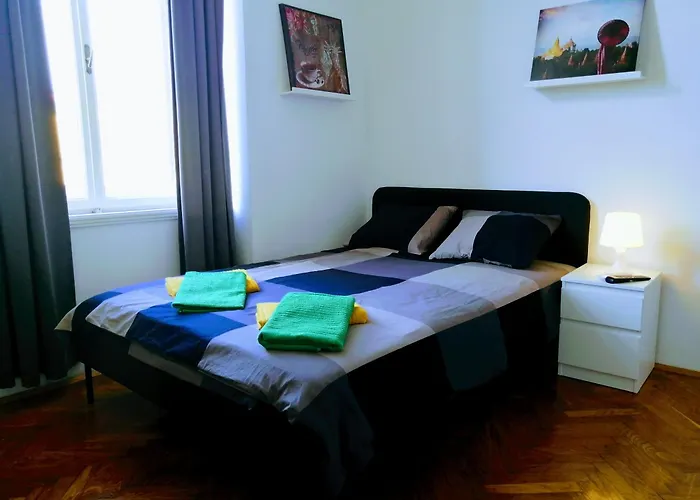 Pula Center Green Park Apartments&Rooms