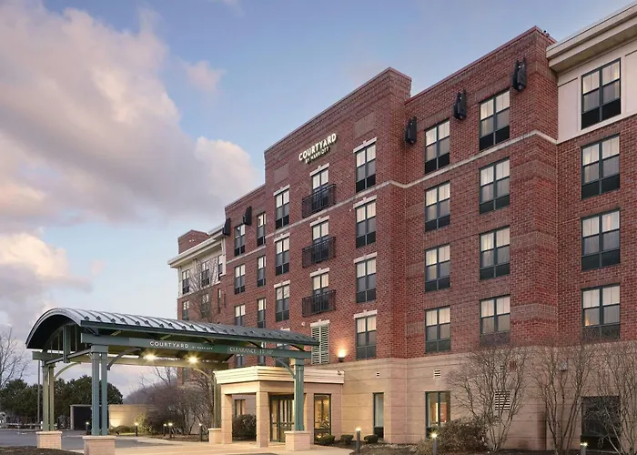 Courtyard By Marriott Saratoga Springs Hotel
