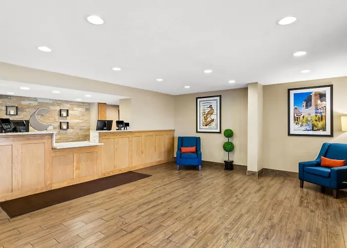Comfort Inn & Suites Albuquerque Downtown