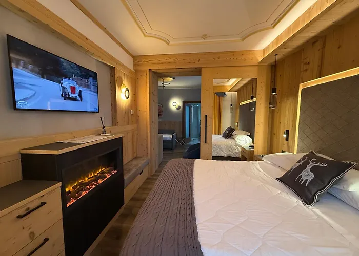 Alexander Hotel Alpine Wellness Dolomites Molveno