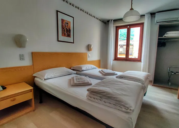 Hotel Modena Old Town Malcesine