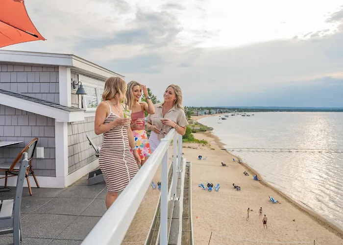 Alexandra Inn Traverse City