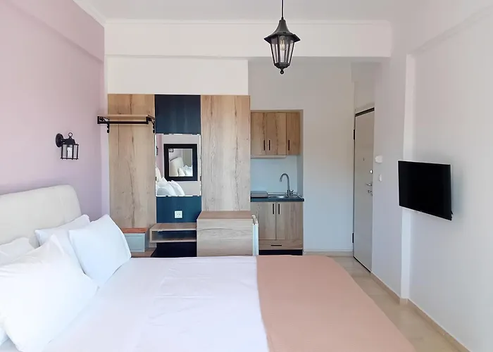 Studios Spiros Parga