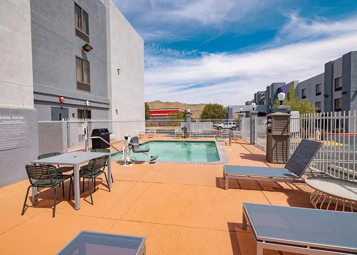 Yucca Valley Hotels