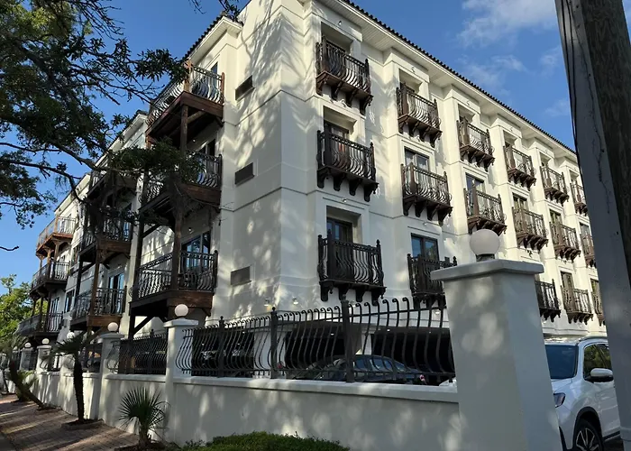 Ocean Inn & Suites St. Simons Island