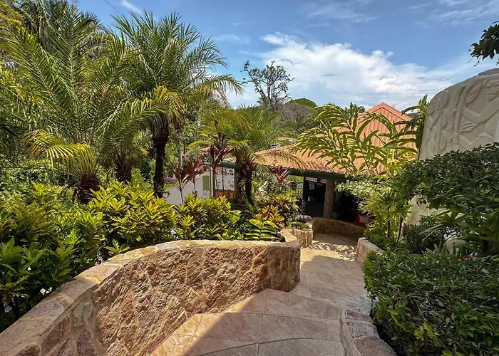 Issimo Suites (Adults Only) Manuel Antonio