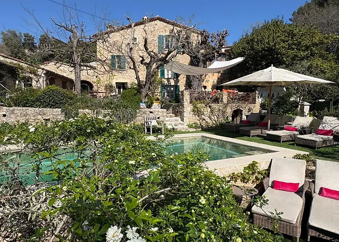 Les Rosées Mougins