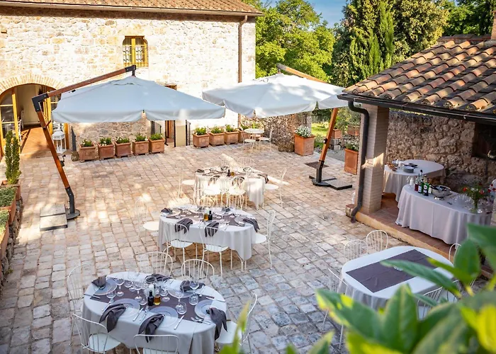 Relais La Costa Historical Residence Monteriggioni