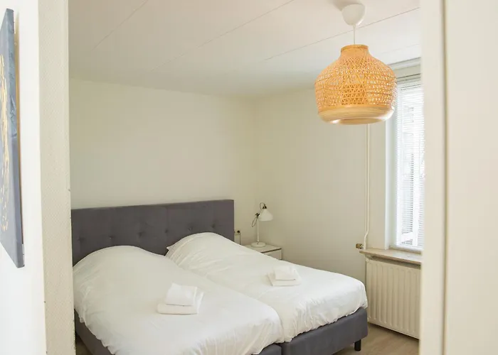 Hotel-Brasserie De Walvisvaarder Hollum 