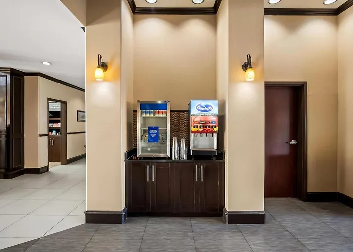 Comfort Suites Waxahachie - Dallas