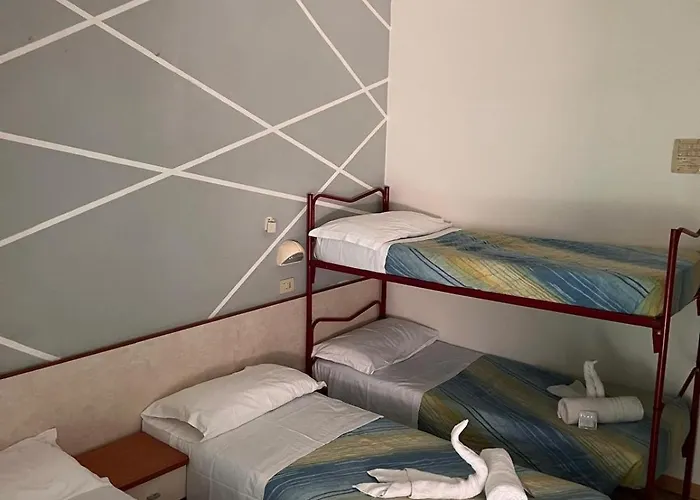 Hotel moroni