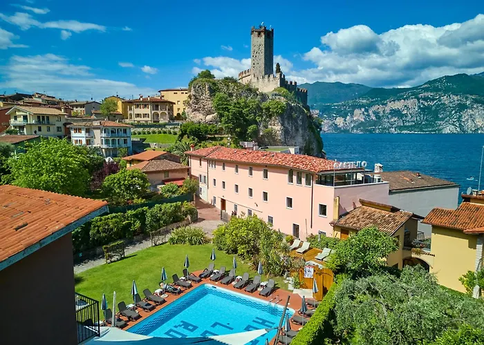 Hotel Luna Rossa (Adults Only) Malcesine