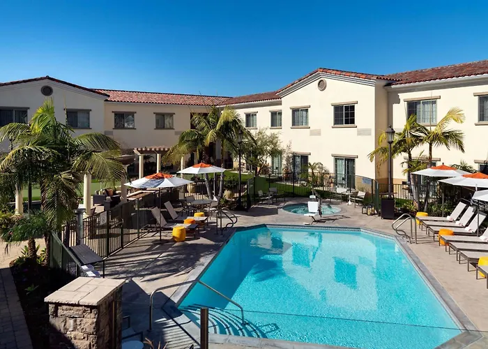 Courtyard By Marriott Santa Barbara Goleta Hotel