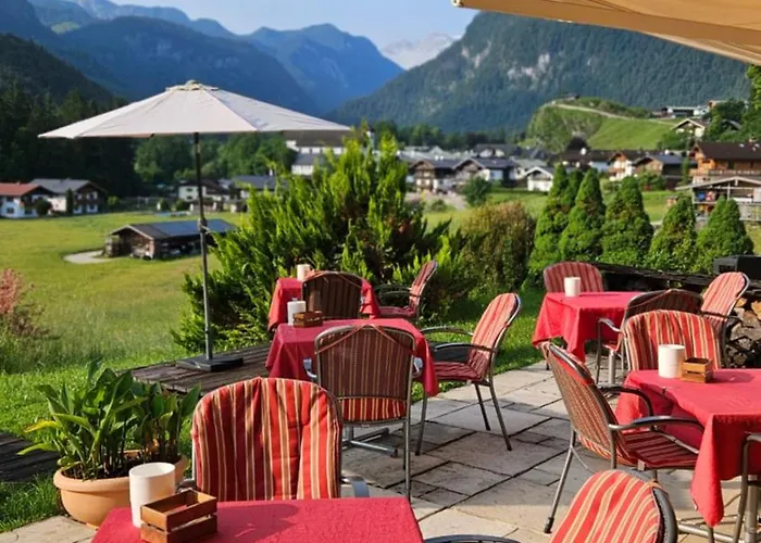 Tourist Hotel Boehm