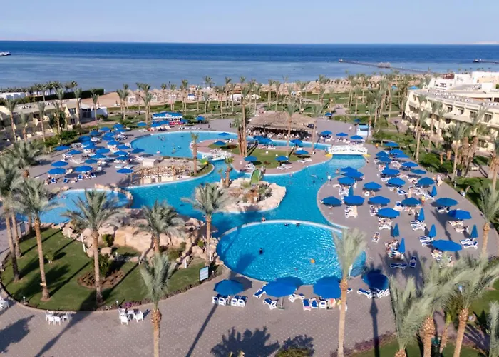 Amwaj Oyoun Resort