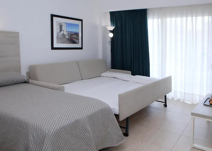 Hotel Apartamentos Pyr Fuengirola