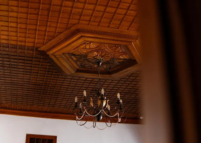 Old Bazaar 1790 Hotel Gjirokastër